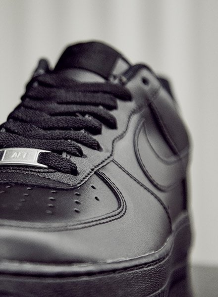 nike air force 1 kolir_chornyy